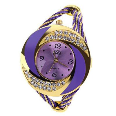 นาฬิกาข้อมือแฟชั่นสำหรับผู้ชายนาฬิกาข้อมือนาฬิกาสแตนเลสสตีลแบบเกลียวกันน้ำได้สำหรับเป็นของขวัญ