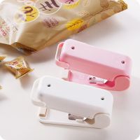 Mini Handheld Holder Electric Heating Snack Sealing Machine Machine Sealed Packaging Plastic Bag Sealed Food Bag Closed Package