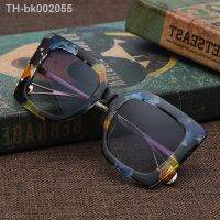 ❈ Vintage Oversized Sunglasses Women Luxury Brand Square Sun Glasses Female Retro Floral Fashion Designer Gradient Oculos De Sol