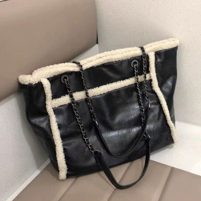 Korea Suede Lambswool Splice big Totes Bags for Women handbag Large Capacity Lamb Wool chain female Shoulder Bags bolsas black