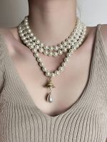 ต้นฉบับ Vivienne Western Empress Dowager Three-layer Pearl Three-dimensional Saturn Flying Ball Necklace Womens Retro Water Drop Single-layer Clavicle Chain Personality Necklace