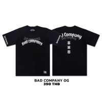 unisex  เสื้อยืดคอกลมแขนสั้นแฟชั่น แฟชั่น Badcompany เสื้อยืดสกรีนลาย BAD