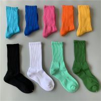 ต้นฉบับ Japan Youjia pure cotton thickened terry bottom pure color mid-high winter mens and womens sports trendy street skateboard socks