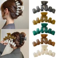 Oversize Women Girls Acrylic Hair Claws Hair Clips Headwear Plastic Big Shark Hairpin Crab Barrette Fashion Hair Accessories