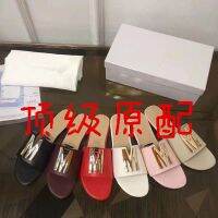 2023 moschinoˉNew Summer One Piece Slide Versatile Flat Bottom Womens Fashion Outwear Slippers