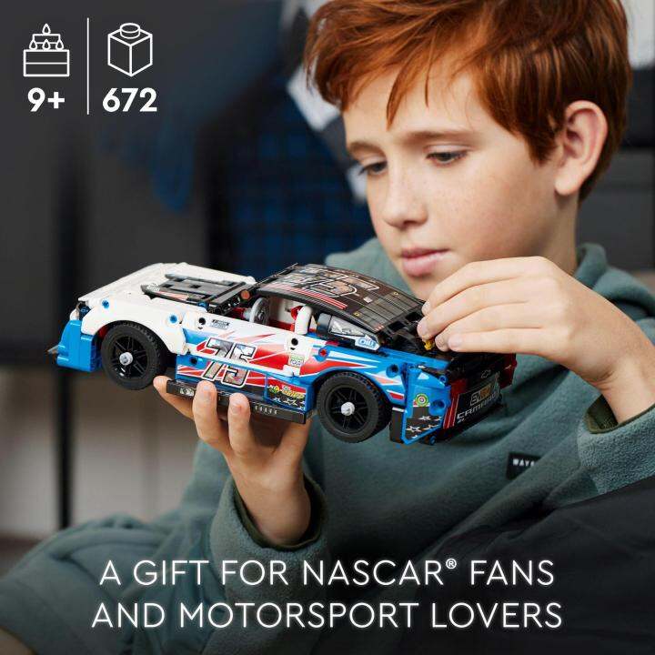 lego-technic-42153-nascar-next-gen-chevrolet-camaro-zl1-building-toy-set-672-pieces