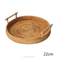 Round Hand-woven Fruit Storage Basket Rattan Bread Serving Handcrafted Tray Platter with Wooden Handle Retro Classic S19 20