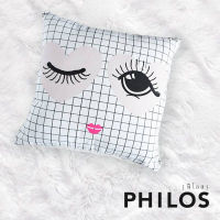 PHILOS หมอนอิงผ้าลินิน สีขาวตาราง ลายหลับตาลืมตา 50x50 MISS ETOILE, PI034