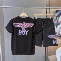 ชุดสูทแบบ Boy London ยี่ห้อ Tide เสื้อยืดแขนสั้นสองชิ้นสำหรับผู้ชายพิมพ์ลายปีกอินทรีสีชมพูแบบลำลองนำเข้าใหม่ของแท้