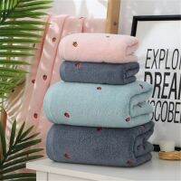 ♈✜ 2pcs/set Cotton Terrycloth Lovely Embroidered Strawberry Kids BlanketBaby Washcloth Absorbent Bath TowelBaby Receiving Blanket