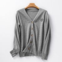 2023 Genuine  autumn/winter new /ladies 100  wool V-neck long-sleeved short knitted cardigan sweater