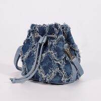 【CC】 Womens Tether Design Denim Trend Crossbody Handbags for 2023 New