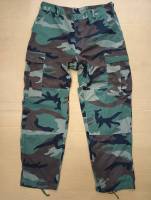 กางเกงทหารมือสองขายาว TROUSERS ลาย WOODLAND PATTERN COMBAT MEDIUM- REGULAR  INSEAM 29.5"-32.5" WAIST 31"-35"