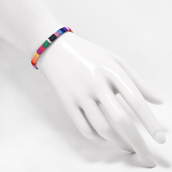 สร้อยข้อมือสายรุ้ง-สร้อยข้อมือ-สร้อยข้อมือเชือกถัก-สร้อยถัก-เชื่อกถัก-สายรุ้ง-สีรุ้ง-rainbow-lgbt-braided-hand-woven-fabric-bracelet-accessories