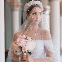 YouLaPan V13 Fashion Wedding Veil with Cut Edge Bridal Wedding Veil with Pearls Wedding Decorations for Bride Gril Veil Woman Hair Accessories