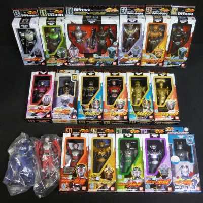 Bandai Ryuki 6.6 นิ้ว มดแดง มาสค์ไรเดอร์ ริวคิ ซอฟ Soft Vinyl Masked Rider Ryuki Kamen Rider