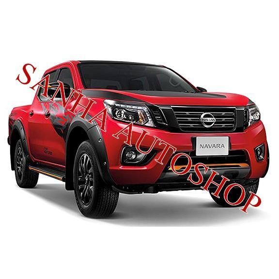 เสาประตู-สแตนเลส-nissan-navara-np300-4-ประตู-ปี-2015-2016-2017-2018-2019-2020-เสาประตู-เสาข้างประตู-เสากลางประตู-เสาแปะข้างประตู-เสาสแ-ตนเลสประตู-นิสสัน-นาวาร่า-เอ็นพี300