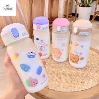 TMWZOQ Kawaii รั่วซึม สำหรับเด็กผู้หญิง หมีสตรอเบอร์รี่ น้ำผลไม้นม เดินทาง ถ้วยน้ำ Sippy แก้วน้ำ ขวดแก้วน้ำ ขวดน้ำดื่ม