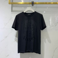 803 เสื้อยืดผู้ชาย Medusa แขนสั้นผู้ชายผ้าฝ้ายปักครึ่งแขนคอกลมด้านบน S-4XL