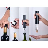 Electric Wine Bottle Opener, This Black Electric Wine Opener Comes with a Foil Cutter, Battery Operated, Easy to Use