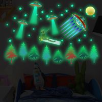 Luminous Universe Spaceship Stickers Glow in the Dark Fluorescent Stars Stickers for Kids Room Bedroom Home Decor Art Wall Decal