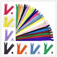 10pcs 7inch(18Cm) Nylon Coil Zippers for Tailor Sewing Crafts Nylon Zippers Bulk 20 Colors