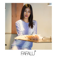 [FAFALU Mary Dress] Piper Mary Dress เดรสทรงตรงยาวลายกราฟฟิก คลุมเข่า ผ่าข้าง แขนยาว ปลายแขนแต่งด้วยขนนก