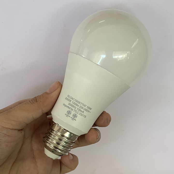 toshiba-แพ็ค-2-หลอด-หลอดไฟ-หลอดไฟ-led-ไฟ-led-15w-แสงสีขาว-หลอด-bulb-แอลอีดี-หลอดไฟแอลอีดี-ขั้วe27-ส่งฟรี-ยี่ห้อโตชิบ้า