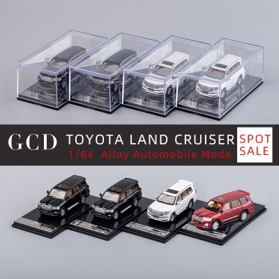 GCD 1:64 Toyota Land Cruiser LC200 Red/Gray Diecast Model Car