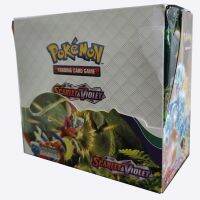 Pokémon TCG: กล่องแสดงผลสีแดงเข้ม &amp; ไวโอเล็ตบูสเตอร์ (36แพ็ค) การ์ดปิกาจูการ์ดเกมโปเกมอน Kids Toys การ์ดดรอปชิป