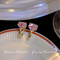 [COD] and Korean pink zircon peach heart earrings high-end feeling niche light luxury all-match internet celebrity fashion