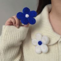 กิ๊บติดผมขนแกะสำหรับผู้หญิงของขวัญสำหรับเด็กลายดอกไม้สีฟ้าของตกแต่งเครื่องประดับผมน่ารัก Klein กิ๊บหนีบผมสไตล์เกาหลี
