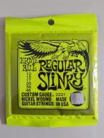 ERNIE BALL สายกีตาร์ไฟฟ้า เบอร์ 10 รุ่น Regular Slinky +ปิ๊ก 2 อัน