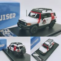 1/64 Scale Diecast Car Model Toys TOYOTA FJ Gruiser SUV Die-Cast Metal Vehicle Model Toy For Boys Kids Collection Gift Playing