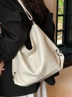 Commuter bags 2023 new lazy style soft leather shoulder bag womens large capacity summer high-end all-match messenger bag 【QYUE】