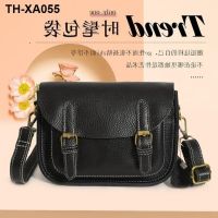 Head layer cowhide messenger bag lady his parcel British wind fashion leisure joker 2023 new tide