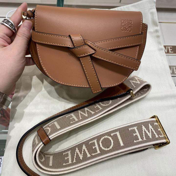 Loewe hot sale saddle bag