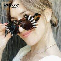 (GENTLE MOSCOT) Western Oversized Striped Square Sunglasses Fashion Vintage Outdoor Punk Shades