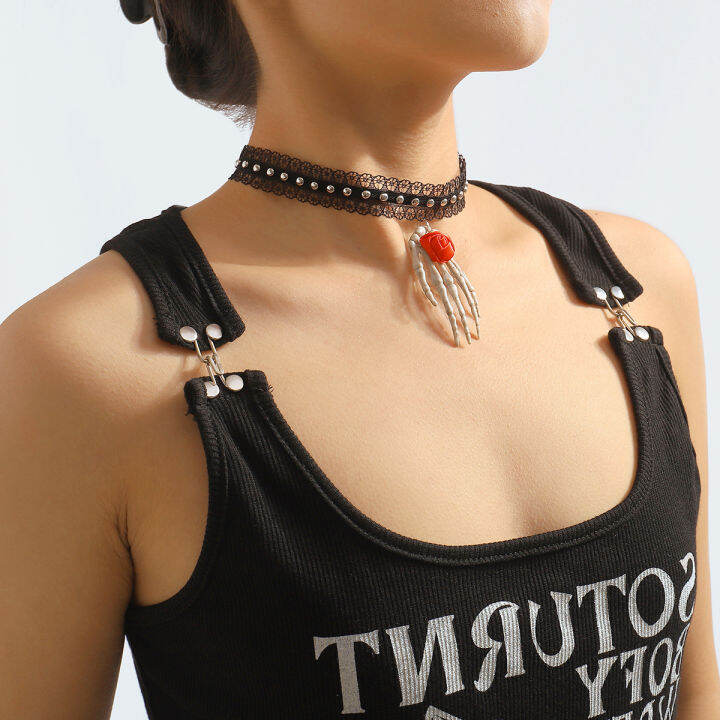 womens-retro-skull-necklace-gothic-black-short-choker-gothic-black-palm-necklace-vintage-skull-choker-necklace-retro-halloween-necklace