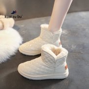 Fashionable snow women s 2023 winter new plush and thick short boots with