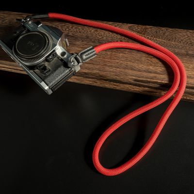 【ขาย】สากล SLR สายคล้องกล้องเข็มขัดเชือกไนล่อนแขวนคอสายคล้องไหล่เข็มขัดเชือกเส้นเล็กย้อนยุคทนทานแข็งแรงสำหรับ Nikon Sony แคนนอน