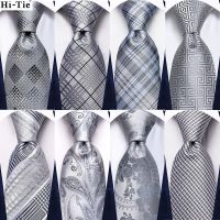 2022 New Fashion Brand Tie for Men New Design Striepd Silver Grey Wedding Party Necktie Handky Cufflinks Gift Wholesale Hi Tie