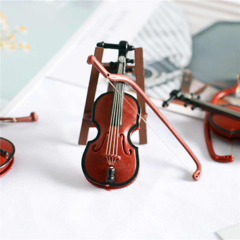 1:12 Dollhouse Miniature Wooden Instrument Violin Model Mini Wooden Violin with Box for Dollhouse Rooms Garden Decoration Accessories