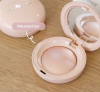 Rare Beauty Positive Light Silky Touch Highlighter // Mesmerize