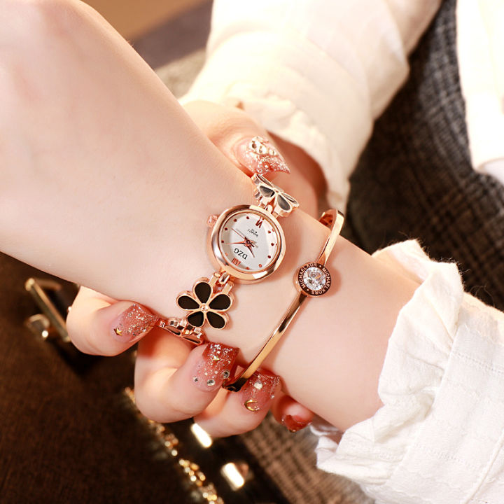 คลื่นแรงโน้มถ่วงแฟชั่นผู้หญิงrhinestoneดอกไม้รอบกดอนาล็อกควอตซ์สร้อยข้อมือนาฬิกาของขวัญ