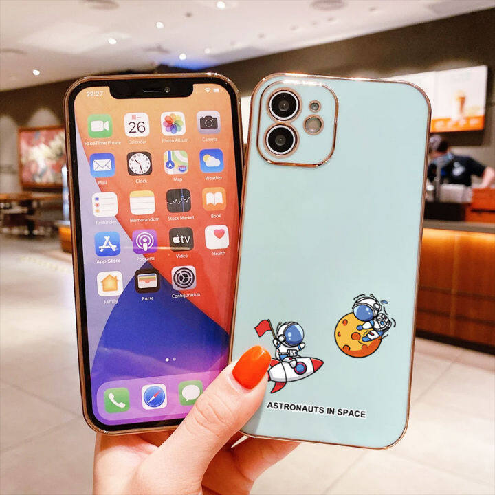 ggk-เคสสำหรับ-apple-ไอโฟน15พลัส15โปร15-15โปรแม็กซ์ฟรีสายคล้องการ์ตูนนาซ่าอเมริกาอวกาศนักบินอวกาศเคสขอบสี่เหลี่ยมลวดลายชุบเคสโทรศัพท์นิ่มหรูหราเคสโทรศัพท์