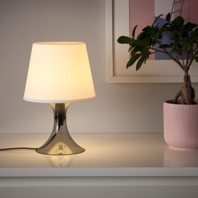 สวยงาม ✨ คุณภาพเยี่ยม  โคมไฟตั้งโต๊ะ โคมไฟ อ่านหนังสือ LAMPAN ลัมปั้น โคมไฟตั้งโต๊ะ, เทาเข้ม/ขาว, 29 ซม. โคมไฟ หัวเตียง โคมไฟ ห้องนอน