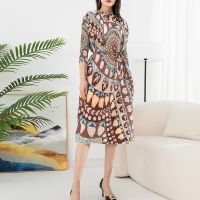 Europe and the United States womens temperament of the new 2023 printing fold dress covered the meat thin shoulder bigger sizes stretch a word skirt