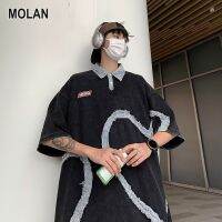 MOLAN เสื้อโปโลแขนสั้นของผู้ชายแบบเรียบง่ายใหม่ทันสมัยในชีวิตประจำวันเทรนด์ชั้นนำที่มีอารมณ์เสื้อยืดลายยอดนิยมวัยรุ่น