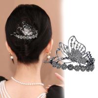 Large Butterfly Hair Clip Fashion Exquisite Crystal Metal Twist Hair Accessories for Women